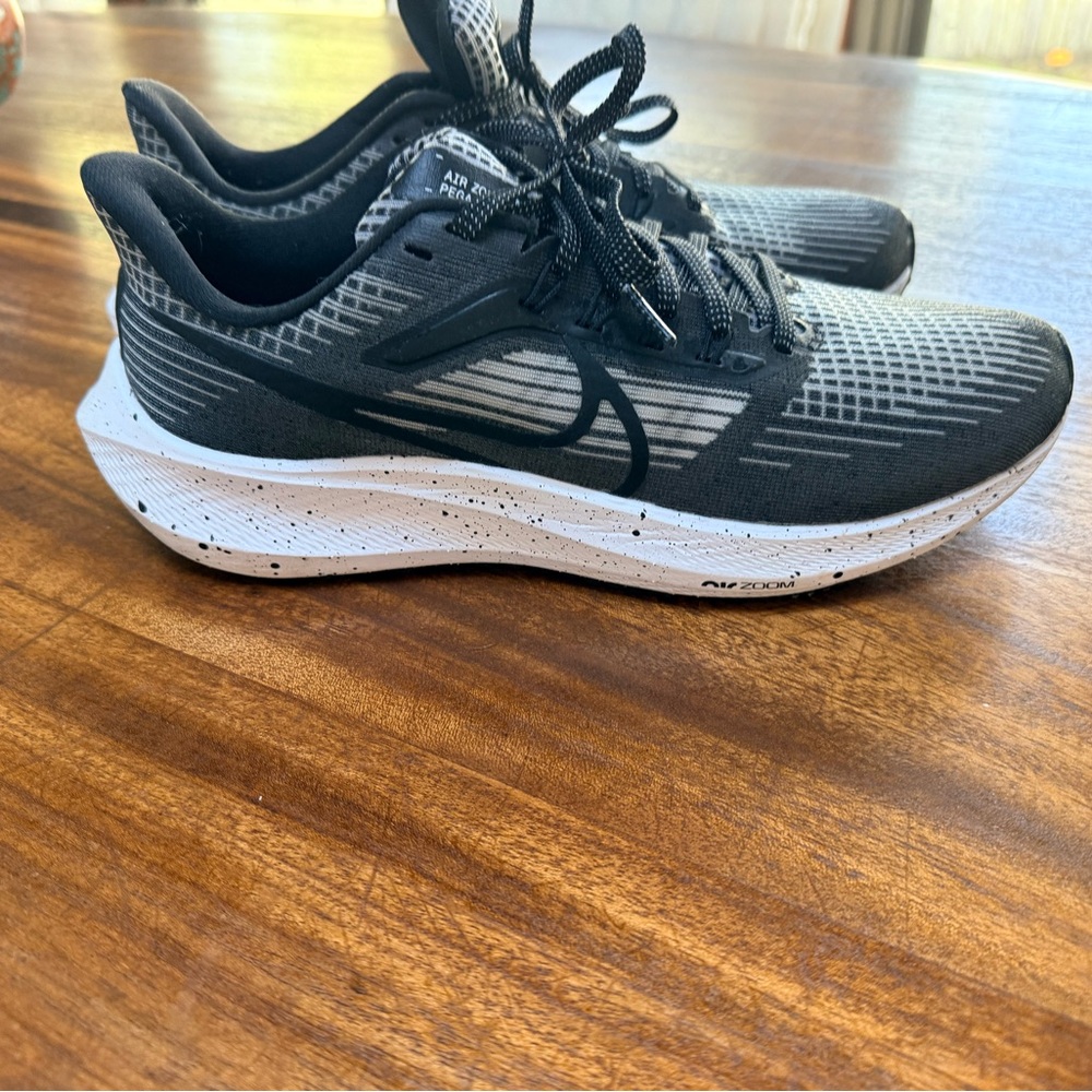 Nike Air Zoom Pegasus Women's Black and White Running Sneakers